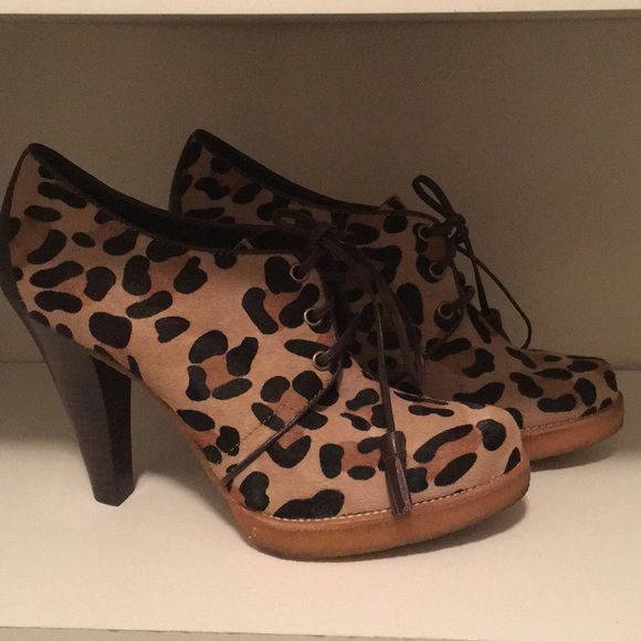 Leopard print Coach heels - Picture 2 of 7
